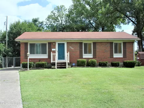3303 Pacific Ct, Louisville, KY 40211