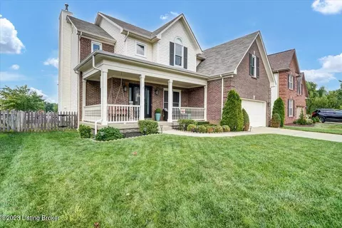 10033 Glen Meadow Rd, Louisville, KY 40241