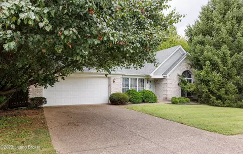 8801 Brittany Dr, Louisville, KY 40220