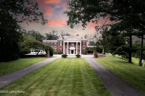3200 Boxhill Ln, Glenview, KY 40025