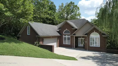 4313 Creek Bend Ct, Louisville, KY 40241