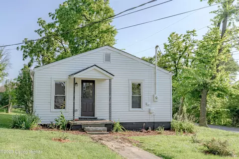 1740 Lakeside Dr, Shelbyville, KY 40065