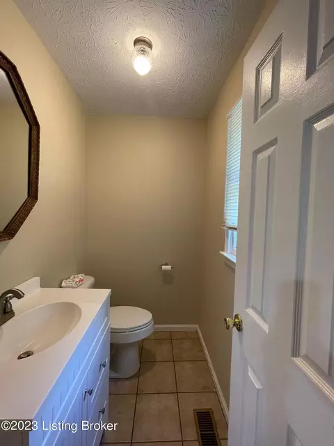 2382 Bardstown Rd, Springfield, KY 40069 photo 19