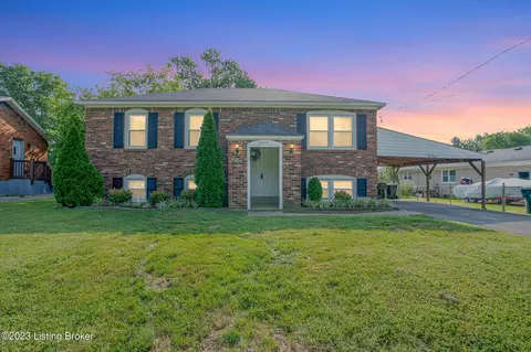 9519 Garden Dr, Louisville, KY 40299