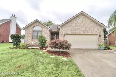 183 Cottonwood Dr, Shepherdsville, KY 40165
