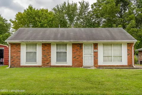 5525 Ridgecrest Rd, Louisville, KY 40218