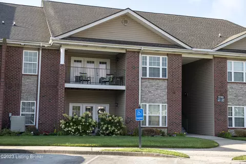 9103 Meadow Valley Ln #201, Louisville, KY 40291