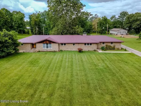 337 Schofield Ln, Frankfort, KY 40601