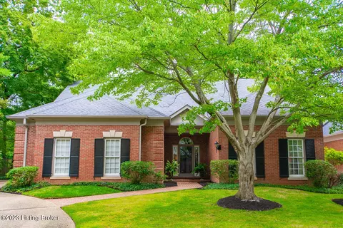 4709 Old Brownsboro Ct, Louisville, KY 40207