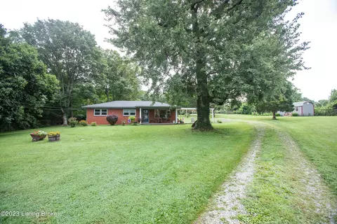 5201 Briscoe Ridge Ln, Louisville, KY 40219