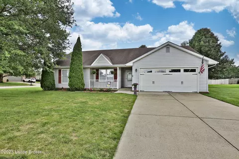 2327 Eagle Pass, Shelbyville, KY 40065