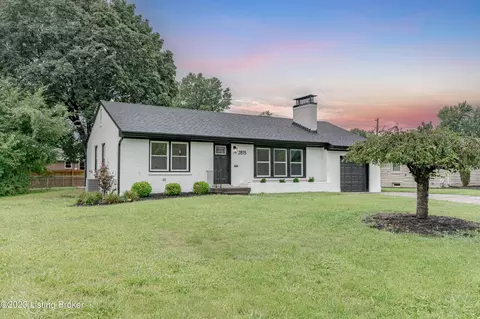 2815 Sheila Dr, Louisville, KY 40220