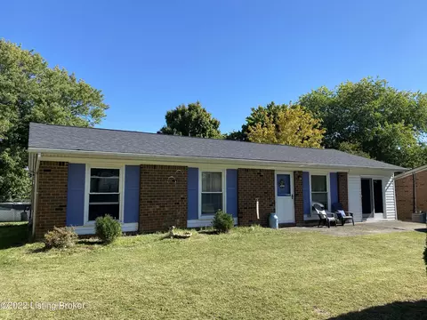 6905 Lakegreen Ct, Louisville, KY 40291