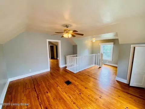 212 E Virginia Ave, Springfield, KY 40069 photo 12