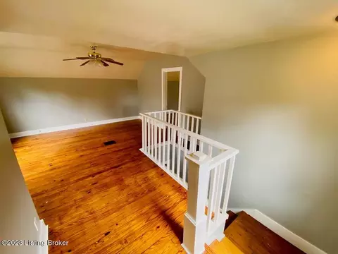 212 E Virginia Ave, Springfield, KY 40069 photo 10