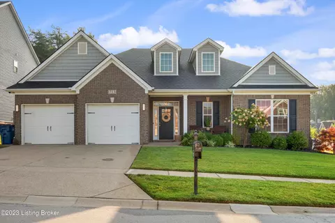 713 Dehart Ln, Louisville, KY 40243