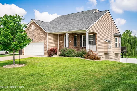9805 Big Boulder Pl, Louisville, KY 40291