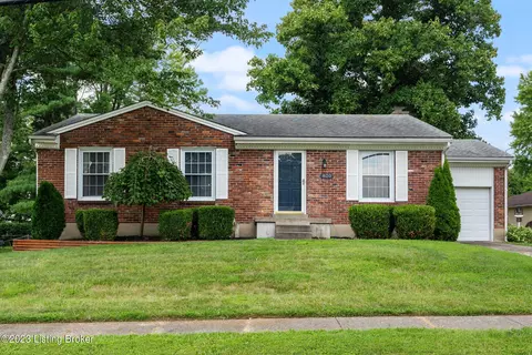 820 Marengo Dr, Louisville, KY 40243