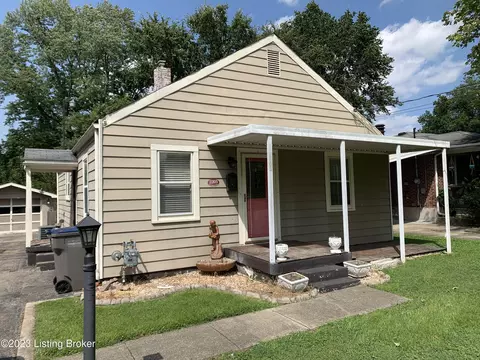 2203 Farrington Dr, Louisville, KY 40216