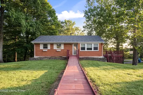 315 Dawkins Rd, La Grange, KY 40031