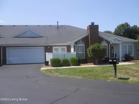 8612 River Terrace Dr, Louisville, KY 40258