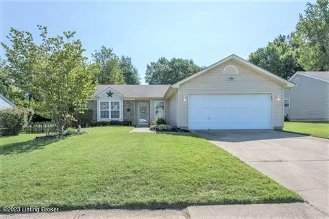 4605 Pulaski Ct, Louisville, KY 40245