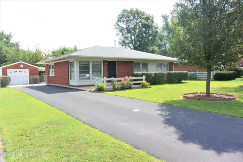 1803 Wickham Way, Louisville, KY 40223