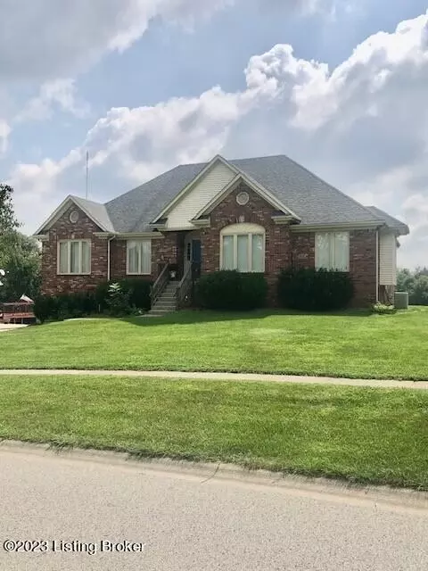 10302 Stone School Rd, Louisville, KY 40059