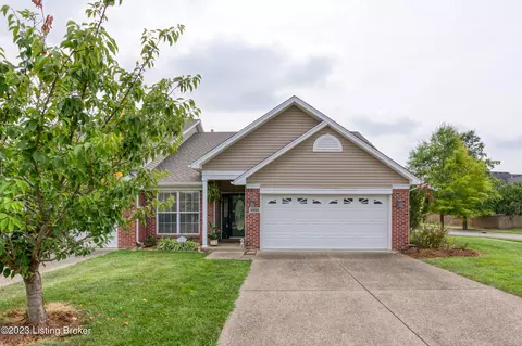 8900 Stara Way #135, Louisville, KY 40299