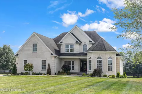 244 Hamilton Pl, Taylorsville, KY 40071