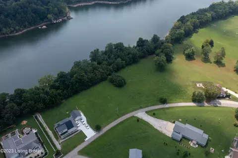 10 11 Sandy Beach Ln, Mc Daniels, KY 40152