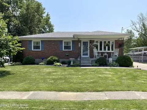 704 Tin Dor Way, Fairdale, KY 40118