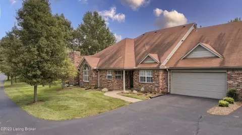 9320 Springmont Pl, Louisville, KY 40241
