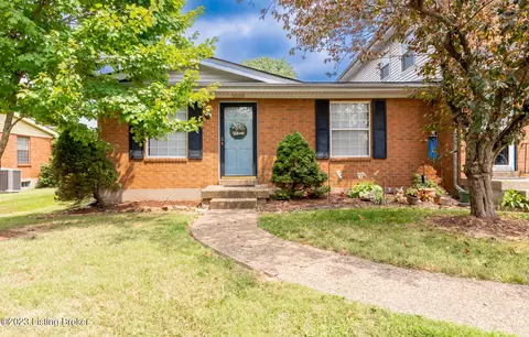 3009 Brookway Ct, Louisville, KY 40214