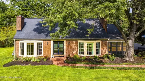 1903 Daleview Ln, Louisville, KY 40207