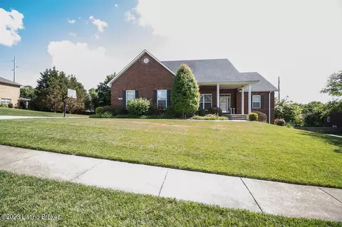 705 Freeman Lake Rd, Elizabethtown, KY 42701