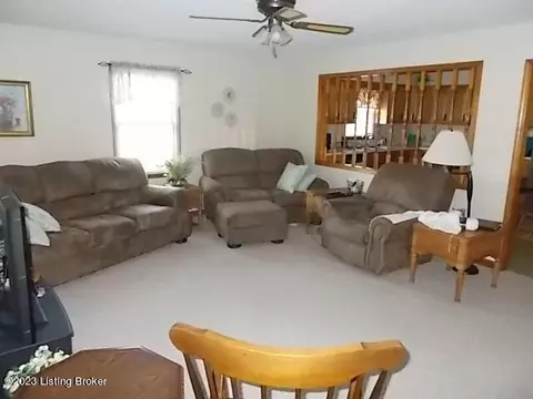 340 Holy Cross Rd, Loretto, KY 40037 photo 11