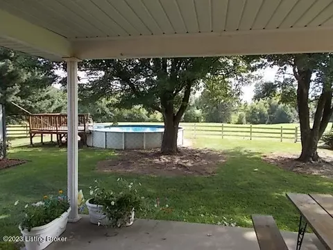 340 Holy Cross Rd, Loretto, KY 40037 photo 5
