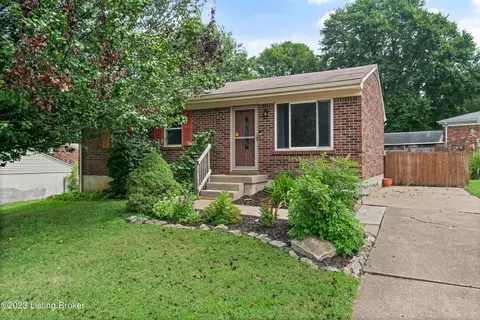 10203 Coralwood Dr, Louisville, KY 40229