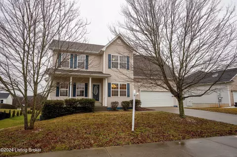 135 Tuscany Ln, Vine Grove, KY 40175