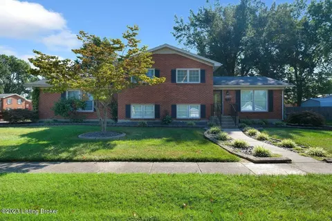 10217 Hispanyola Ln, Louisville, KY 40229
