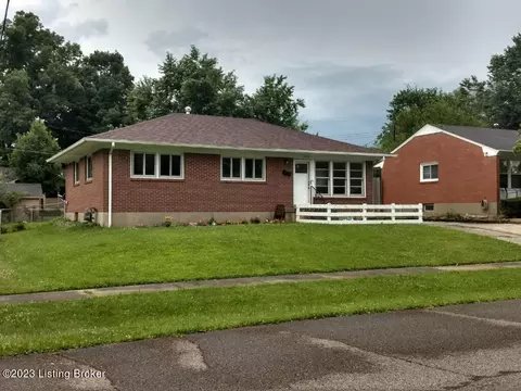 2923 Kings Bridge Rd, Louisville, KY 40220