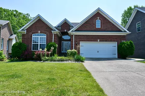 6606 Keeling Park Dr, Louisville, KY 40291