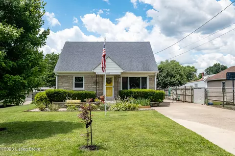 4402 Cavelle Ave, Louisville, KY 40213