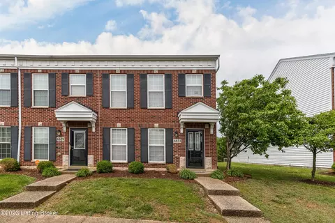 6631 Arbor Creek Dr, Louisville, KY 40228