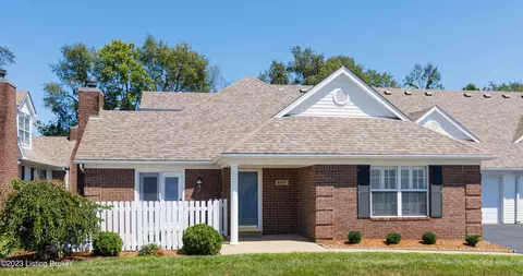 8417 Eagle Creek Dr, Louisville, KY 40222