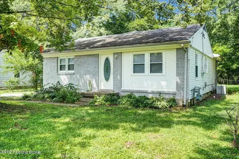 13004 Ashlawn Dr, Louisville, KY 40272