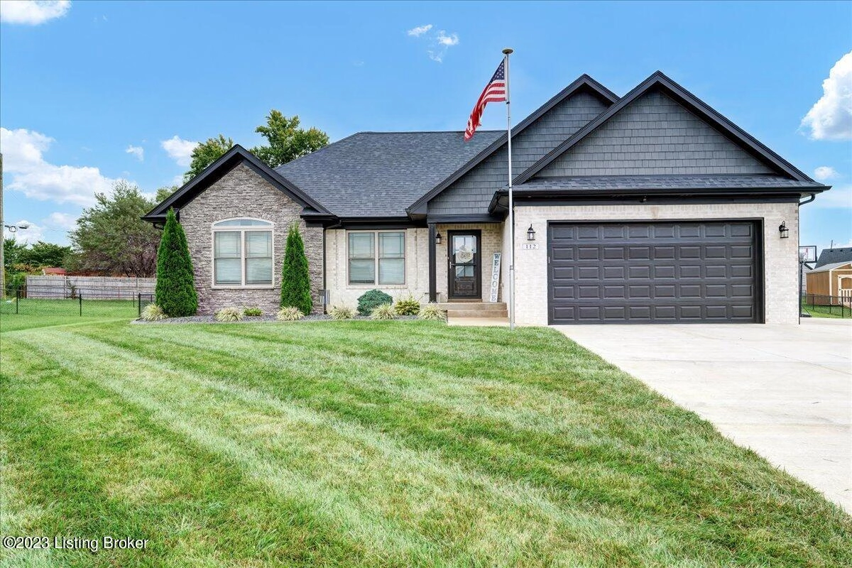 112 Curtis Wayne Ct  