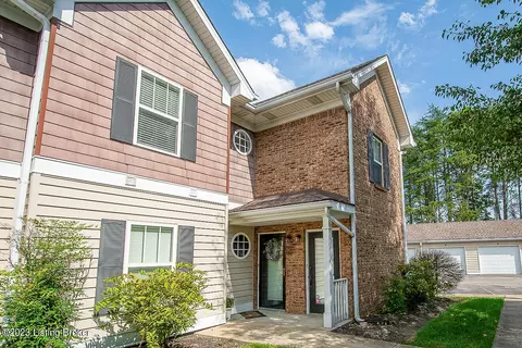 6501 Brook Bend Way #225, Louisville, KY 40229