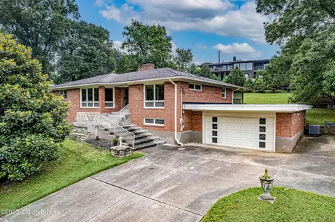 3204 Seneca Park Rd, Louisville, KY 40207